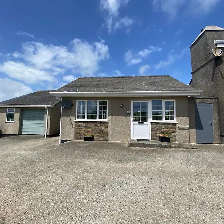 Cheerful 1-bedroom Annexe With Countryside Views