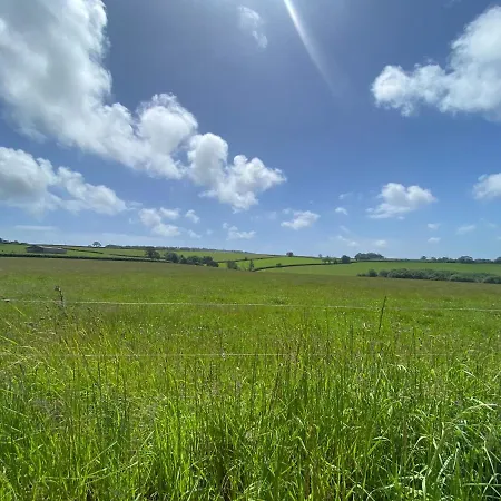 Cheerful 1-bedroom Annexe With Countryside Views * Liskeard