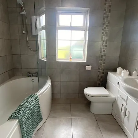 Cheerful 1-bedroom Annexe With Countryside Views Liskeard